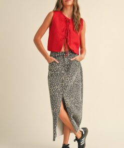 FALDA DELANTERA CON ABERTURA CON ESTAMPADO DE LEOPARDO