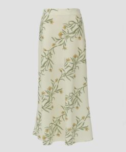 SET CON ESTAMPADO FLORAL CON DETALLE DE BOTONES